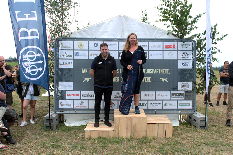 1. Sussi Olsen D