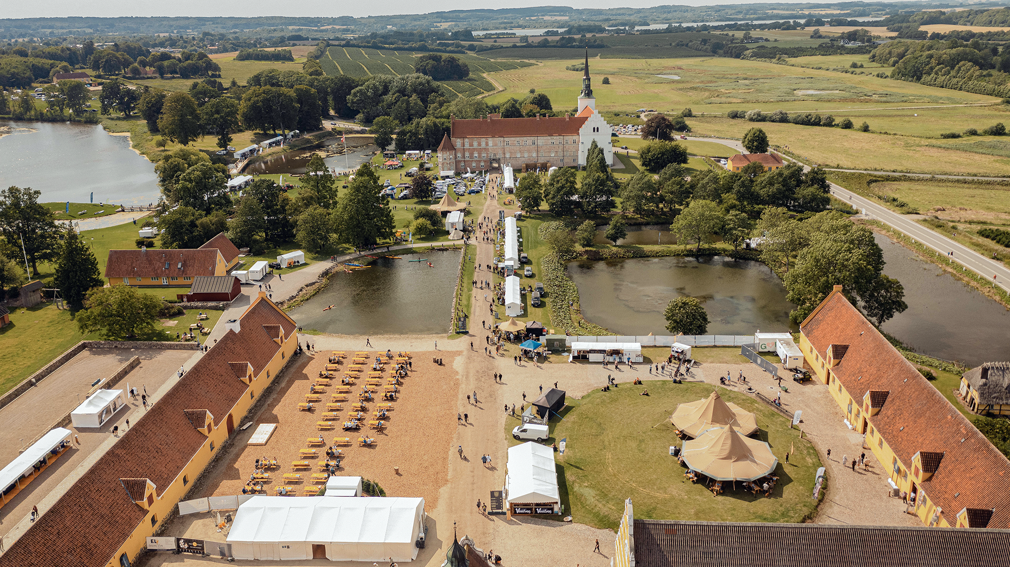 Luftfoto Hele Messen 2000W